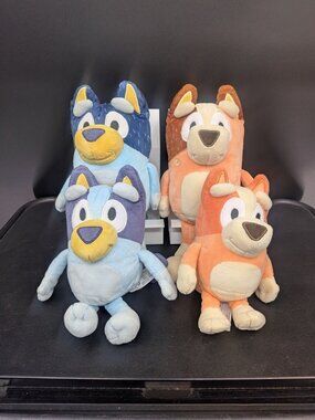 Disney Jr‎ Bluey Plush Bandit Chilli Bingo Bluey Family Lot Stuffed Animal Toys